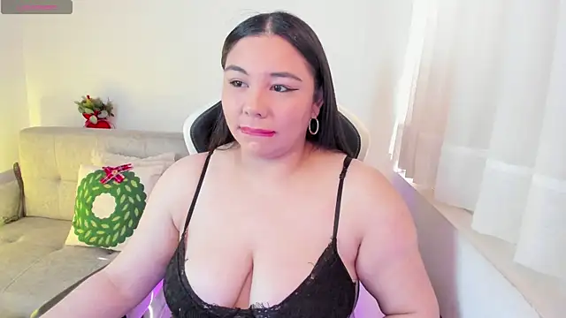 ambar-wells online show from December 16, 2025, 3:06 pm