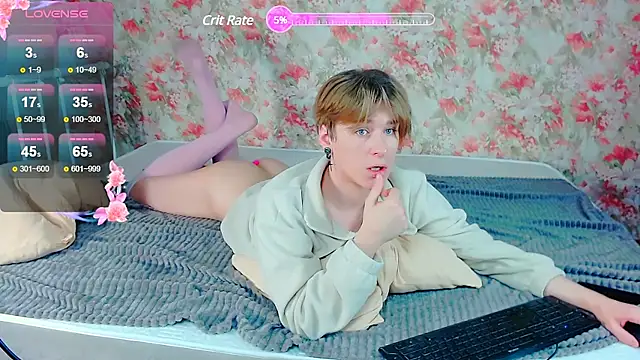 Snapshot of _YummyTony_ chatting on March 11, 2025, 9:24 am YummyTony online show from March 11, 2025, 9:24 am