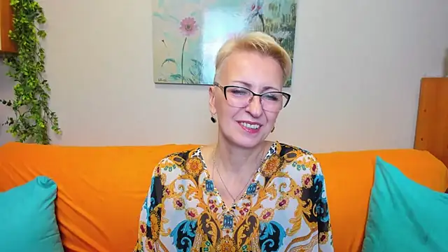 iamyourdream89 online show from December 19, 2025, 3:08 pm