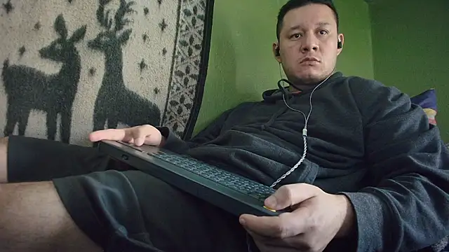 sweet cock28 online show from February 2, 2026, 3:11 pm