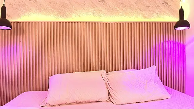 big tits in your face online show from October 16, 2025, 8:32 pm