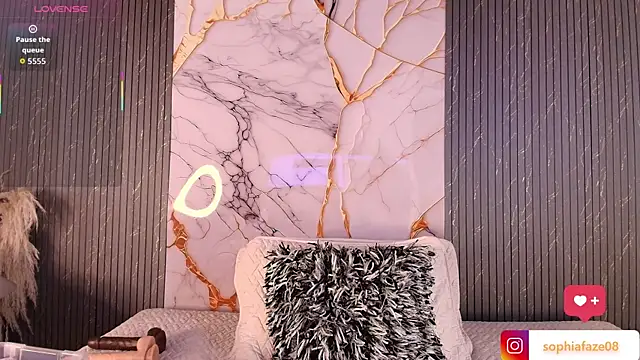 Snapshot of big_tits_in_your_face chatting on February 4, 2026, 8:14 pm big tits in your face online show from February 4, 2026, 8:14 pm