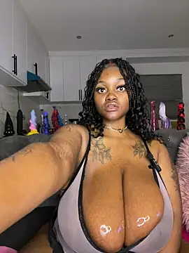 Yung-Missy online show from February 26, 2026, 6:29 pm