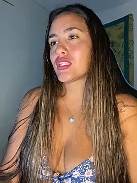 fenixgre online show from October 4, 2025, 8:51 pm