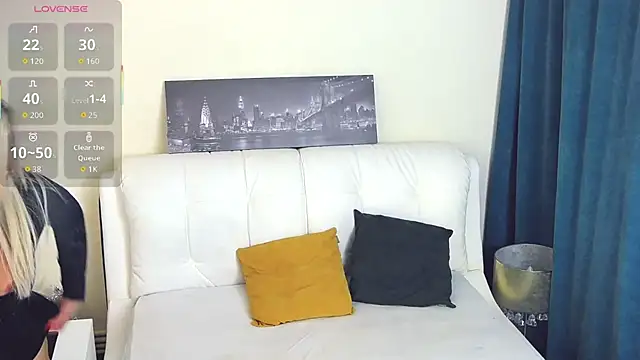 SashaAllford online show from November 27, 2025, 1:35 pm