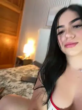 nicolette sweet  online show from May 29, 2026, 10:19 pm