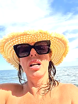 Susycachonda1 online show from July 8, 2026, 3:49 pm