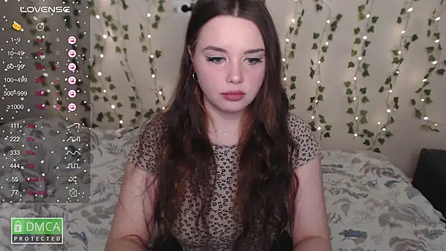 Snapshot of aliice_cutie chatting on February 11, 2025, 7:27 pm aliice cutie online show from February 11, 2025, 7:27 pm