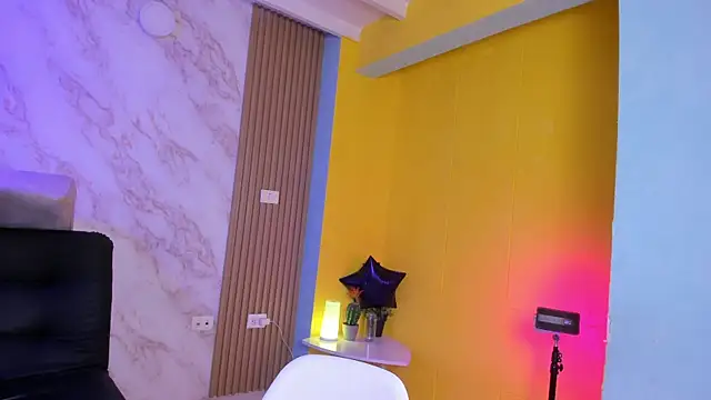 Megan blue7 online show from October 12, 2025, 11:42 am