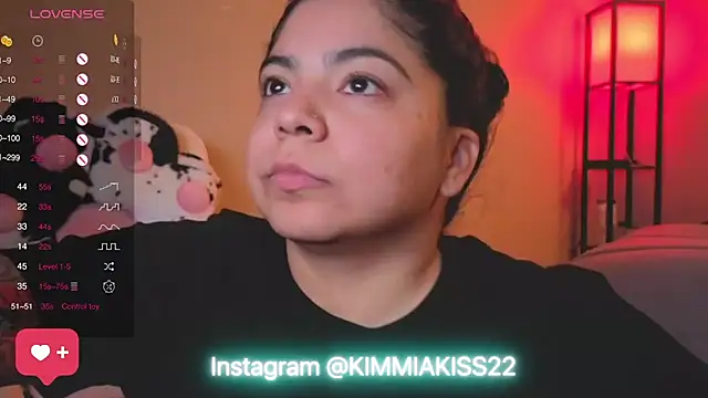 kimmiakiss22 online show from February 7, 2025, 4:27 am