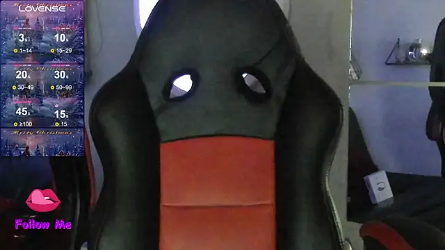 natasha logan  online show from December 19, 2025, 4:08 am