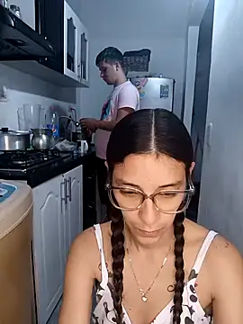 catire2323 online show from December 29, 2024, 8:26 pm