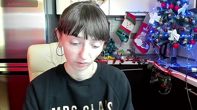 TayanaJons online show from December 13, 2024, 8:09 am