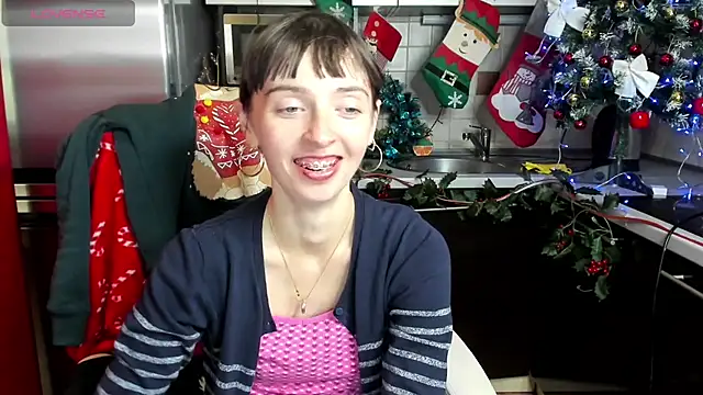 TayanaJons online show from December 14, 2024, 12:44 pm