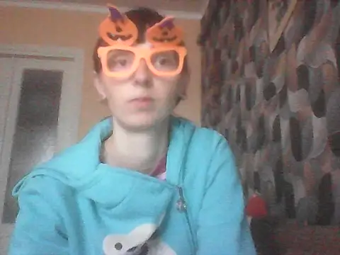 TayanaJons online show from October 28, 2025, 8:07 am