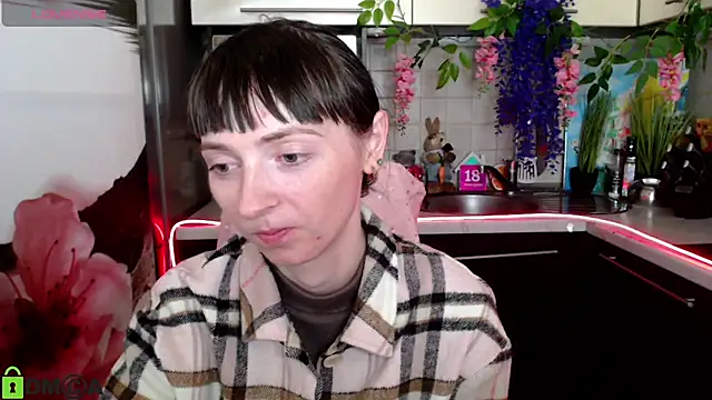 TayanaJons online show from March 19, 2026, 9:35 am