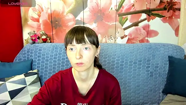 TayanaJons online show from May 18, 2026, 7:14 am