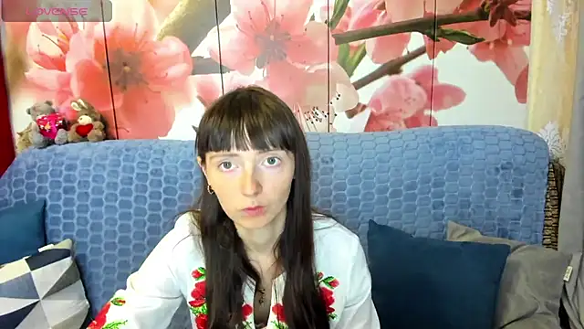 TayanaJons online show from May 21, 2026, 7:04 am