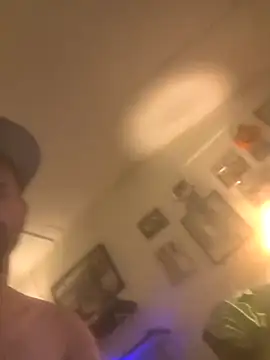 Scoggs6xh online show from September 20, 2025, 6:20 pm