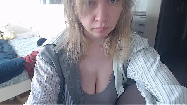 Snapshot of amanda_kiss_kiss chatting on February 17, 2025, 11:55 am amanda kiss kiss online show from February 17, 2025, 11:55 am