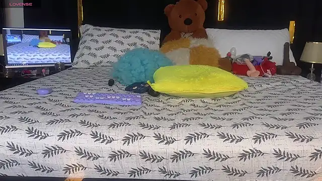 Sexy sharntel online show from October 15, 2025, 11:43 am