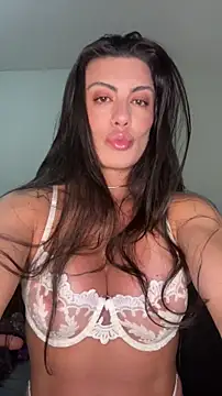 Snapshot of ise_mahh chatting on October 15, 2025, 2:33 am ise mahh online show from October 15, 2025, 2:33 am