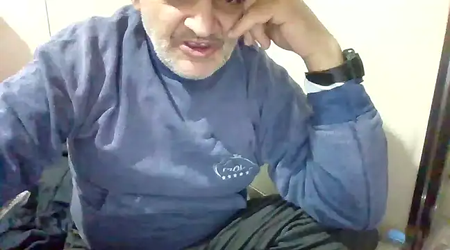 asira39 online show from March 19, 2025, 11:36 pm