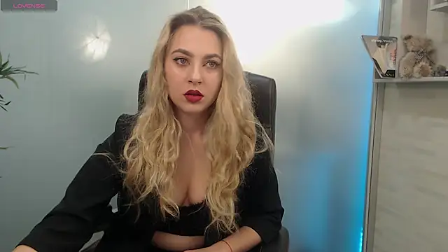 AvaBlue  online show from March 1, 2025, 4:04 am