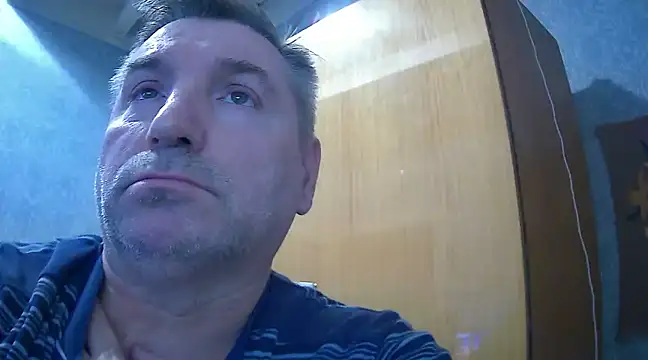 Snapshot of GYurmoka70 chatting on January 9, 2025, 8:44 pm GYurmoka70 online show from January 9, 2025, 8:44 pm