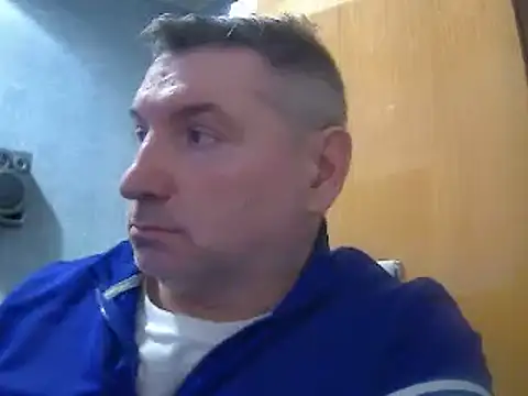 Snapshot of GYurmoka70 chatting on January 29, 2025, 4:52 pm GYurmoka70 online show from January 29, 2025, 4:52 pm