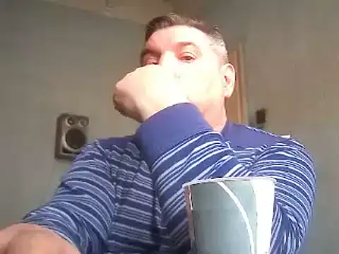 Snapshot of GYurmoka70 chatting on February 4, 2025, 2:10 pm GYurmoka70 online show from February 4, 2025, 2:10 pm