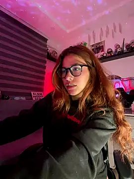 Snapshot of crystal_bunny7 chatting on November 3, 2025, 1:19 am crystal bunny7 online show from November 3, 2025, 1:19 am