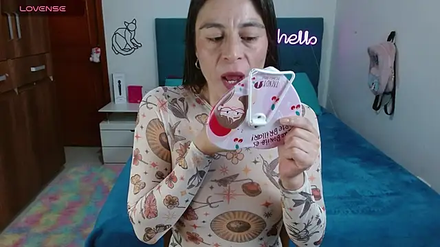 Snapshot of antonella_sweet33 chatting on May 1, 2026, 8:46 pm antonella sweet33 online show from May 1, 2026, 8:46 pm