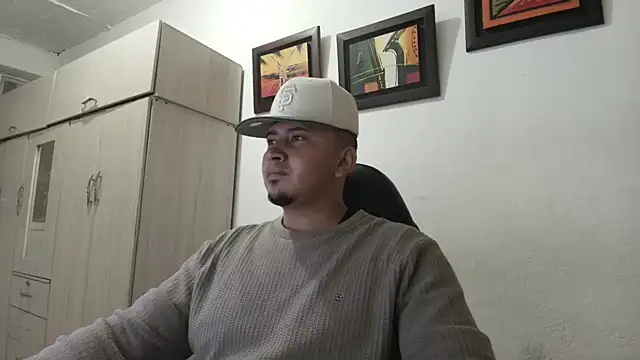 Snapshot of myke_andrade chatting on October 2, 2025, 5:25 am myke andrade online show from October 2, 2025, 5:25 am