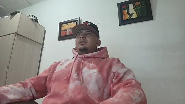 Snapshot of myke_andrade chatting on November 2, 2025, 1:41 am myke andrade online show from November 2, 2025, 1:41 am