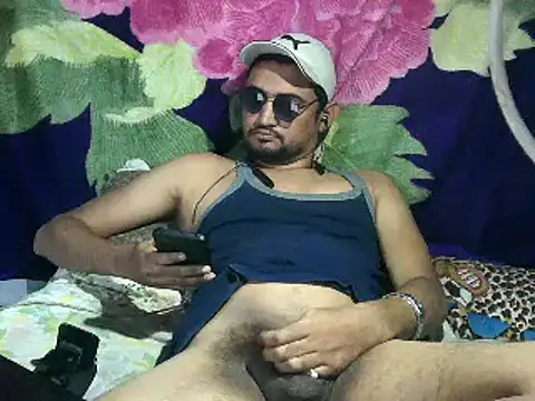 Snapshot of Rocobodymassager chatting on January 14, 2026, 9:26 am Rocobodymassager online show from January 14, 2026, 9:26 am