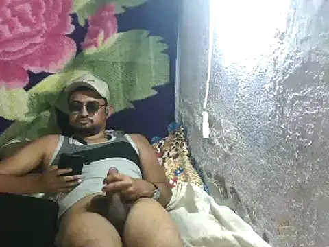 Rocobodymassager online show from February 25, 2026, 5:50 am