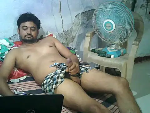 Snapshot of Rocobodymassager chatting on July 10, 2026, 5:26 pm Rocobodymassager online show from July 10, 2026, 5:26 pm