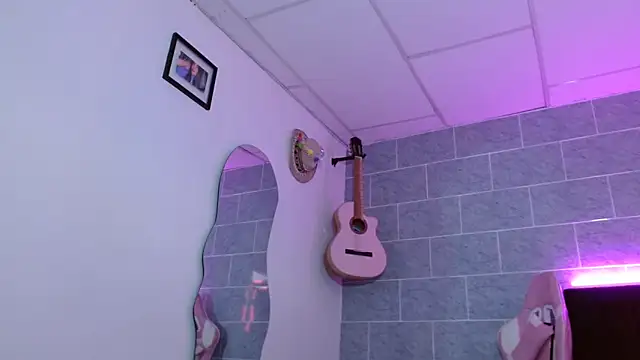 Dakota bumm online show from April 6, 2026, 6:53 pm