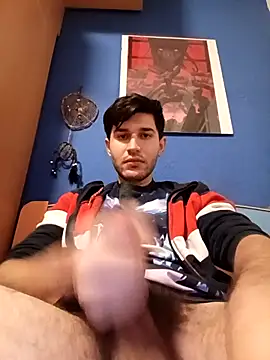 Esti02 online show from December 18, 2025, 5:08 pm