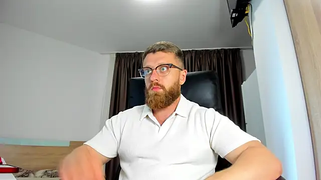 Snapshot of Findom_guy chatting on June 7, 2026, 5:27 pm Findom guy online show from June 7, 2026, 5:27 pm