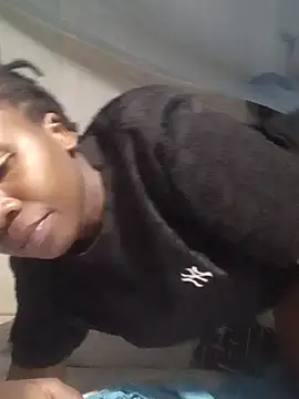 Queentesi online show from January 31, 2025, 5:42 pm