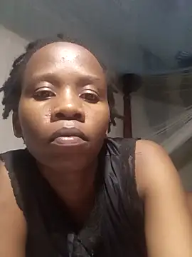 Queentesi online show from March 7, 2025, 5:38 pm