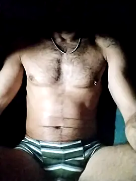 boy1983hot  online show from October 28, 2025, 12:14 am