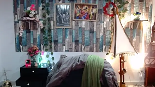 KarimaSarabe online show from October 27, 2025, 9:08 pm