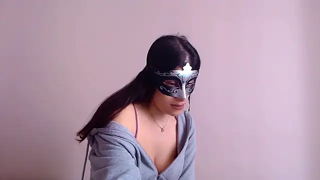 hot sis13 online show from March 13, 2026, 7:37 am