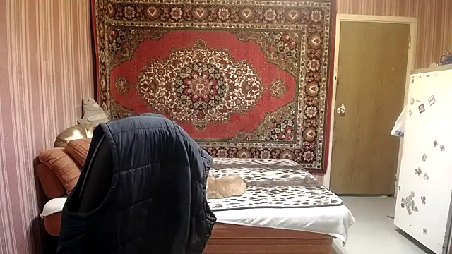 Kathlyn  Heath online show from October 24, 2025, 4:03 pm