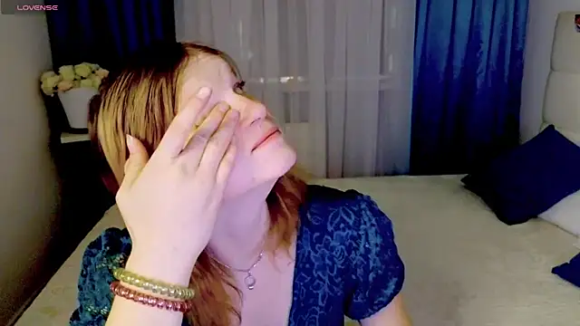 Kathlyn  Heath online show from February 8, 2026, 11:57 am