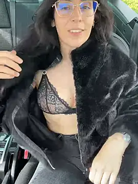 Lilith  D online show from February 17, 2026, 1:29 pm