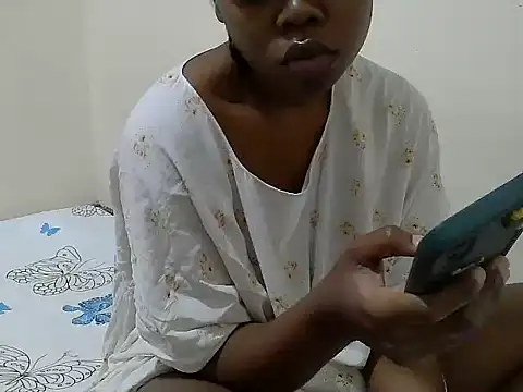 Snapshot of maggyjan chatting on November 10, 2025, 8:41 pm maggyjan online show from November 10, 2025, 8:41 pm